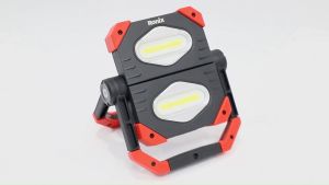 Ronix RH-4277 Cordless Magnetic spot light 2X-power 2000LM robust and powerful light source most essential items before going on a trip or camping spotlights foldable work lights flashlights headlamps and lanterns COB LED Aluminum body range of 30 M