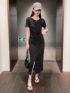 ชุดเดรสยาวสีดำทรงเข้ารูป ทรงเอวสูง แขนสั้น ผ้าฝ้ายผสม ทรงเอ ฤดูร้อน 2024 ชุดเดรสยาวสีพื้น ทรงเข้ารูป แขนสั้น ทรงเอวสูง