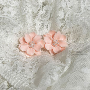 Dark Tea Flower Pearl Earrings French Vintage Fairy Atmosphere Womens Fashion Jewelry Fresh out Plant Floral Ear Jewelry