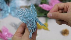 6PCS Christmas Tree Butterfly Decorations Glitter Hollow Butterfly Hanging Decorations Wall Xmas Holiday Party Decor