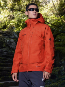 Lightweight Waterproof GORE-TEX Mens Hardshell Jacket