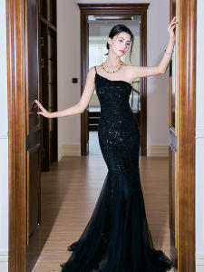XINXUESHA Black Evening Dress with Sequins and Single Shoulder Embellishment Long Sleeveless Falling Skirt for Fashion Lovers