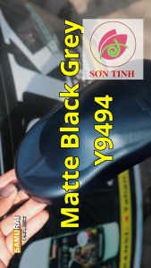 Sơn xịt Samurai màu Xám Xanh Đen Mờ - Y9494  xe máy