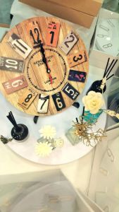 12In silent wooden wall clock unique design European creative wall clock for living room bedroom dining room