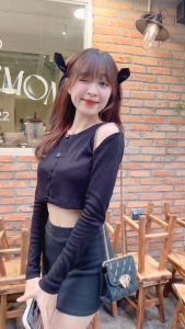 Set áo croprop dài tay hở vai nữ tính gợi cảm gồm áo ống và áo khoác ngoài