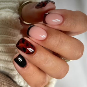 Short Square fake nails for women girls black red  white colors moon star heart leopard printing french nail tips press on nail