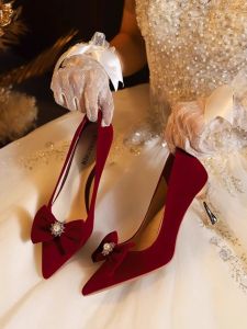 Red Wedding Shoes Womens 2024 New Style XiuHe Suit Bride Shoes Chinese Velvet Pregnant Women Can Wear Thin Heel Engagement Shoes
