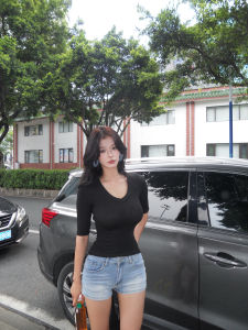 Pure Desire Style V-neck Mid-sleeve T-shirt Slimming Top Commute Edition Polyester Cotton Blend Autumn Regular Fit Tee