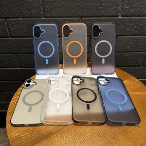 Transparent Frosted Magnetic Absorption Phone Case for  16Promax Full Cover Lightweight Heat Dissipation Protective Shell for Men And Women