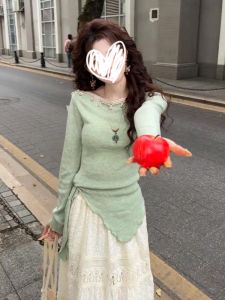 qiaocong | Off-Shoulder Slimming Long Sleeve Top