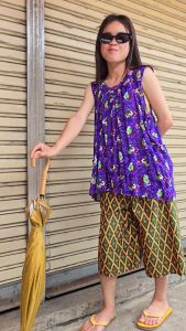 เสื้อคอกระเช้า เสื้อผ้าแมมเบิร์ต คนแก่ชอบใส่ เพราะเย็นสบาย พริ้วไหว บิทชี่