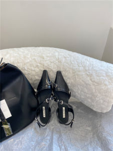 รองเท้าแตะส้นแบนสีดำ ทรงหัวแหลม รองเท้าแตะแบบสวมหัว รองเท้า Mary Janes สำหรับผู้หญิง รองเท้าแฟชั่นฤดูใบไม้ผลิ