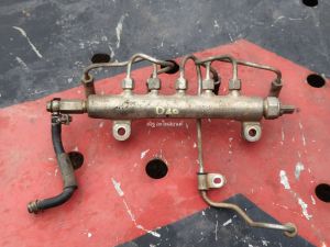 รางหัวฉีด+แป๊บหัวฉีดNissan Navara D40 ปี07-13แท้ถอด มือ2(กรุณาตรวจสอบสินค้าไห้ดี ถ้าใม่แน่ใจให้แชทถามทางร้านก่อนสั่งสินค้า ทางร้านไม่รับคืนสินค้าในกรณี ไม่พอใจสินค้า หรือ สั่งสินค้าผิด ทางร้านไม่มีนโยบายคืนเงิน นอกจากสินค้าทางร้านเสียหาย)