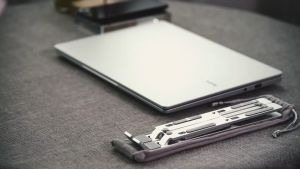 Foldable Laptop Stand Notebook Tablet Adjustable Anti Slip Stand Holder Portable Adjustable Lipat