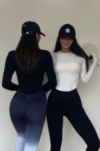 Akiyo Autumn and Winter Sports Tops Womens with Chest Pad Workout Clothes Nude Feel Running Long Sleeve Skinny Slimming Breathable Yoga