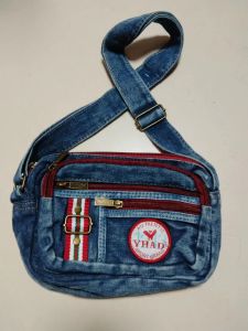 Vintage Denim Crossbody Bag Large Capacity Commuter Underarm Bag Multi-Zipper Casual Versatile Shoulder Bag for All