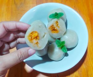 Boci baso aci isi ayam suwir pedas /cilok isi ayam pedas hot jeletot.