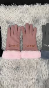 ถุงมือกันหนาวขอบขน ถุงมือ แฟชั่น บุขนกำมะหยี่ แบบหนา ทรงสวย ไม่บางเหมือนร้านอื่น สินค้าจากไทย 01X