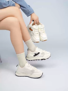 2025สไตล์ใหม่ รองเท้าผ้าใบพื้นนิ่มสีขาว รองเท้าผ้าใบผู้หญิงลำลอง รองเท้า Argan ทันสมัย สะดวกสบาย เหมาะสำหรับนักเรียน พร้อมส่งจากไทย