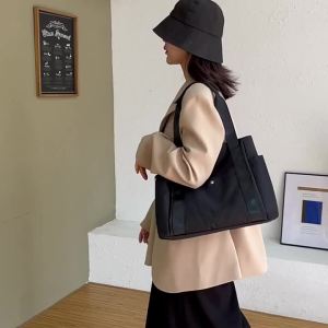 Large Capacity Canvas Solid Letter Tote Bag Versatile Handbag for Commuter Work Student Class Underarm Womens Bag Shopping Bag