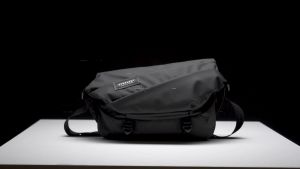 Tas Selempang Cowok Anti Air Waterproof Tas Messanger Bag Pria Branded Tas Slempang Laptop Keren Kekinian