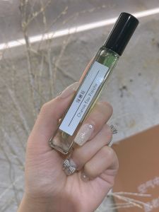 ชุดน้ำหอมผู้หญิงติดทนนานกลิ่นอ่อนและเข้มข้นขนาดตัวอย่าง 10 มล กลิ่นหอมพบกันโดยตองโกต้นกำเนิดฝรั่งเศส