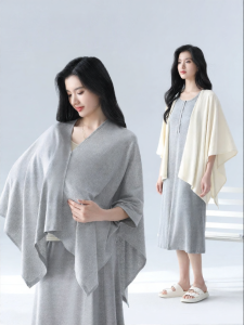 Mom Jane | Breastfeeding Concealment Shawl Light