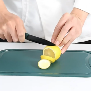 🔪【ส่งจากไทย】✅ถูกสุด มีดสแตนเลสเคลือบคมกริบ น้ำหนักเบา ด้ามโพลีเมอร์จับถนัดมือพร้อมลายกันลื่น แถมปลอกมีดฟรี (Chef knife) K50