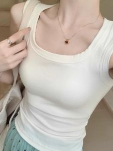 เสื้อกั๊กสายเดี่ยวสีขาวสำหรับผู้หญิง ฤดูร้อน 2025 ใหม่พร้อมแผ่นเสริมหน้าอก เสื้อชั้นในแบบสวมด้านนอก เสื้อชั้นในสุดเก๋ไก๋ แขนกุด