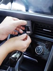 Giá Đỡ Điện Thoại Ô Tô Chuyên Dụng