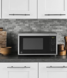 GE Appliances JES1095SMSS 0.9 Cu. Ft./ 25L Counter-top Microwave Oven
