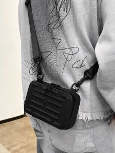 Trendy Hardshell Small Square Bag Mens Box Sports Mobile Phone Crossbody Womens 2024 New High-End Single Shoulder Bag