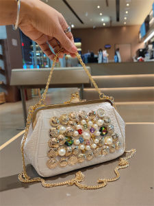Elegant Diamond Embedded Evening Bag Sweet Handbag Chain Shoulder Bag for Banquet Fresh And Cute Style Shell Shaped Handbag