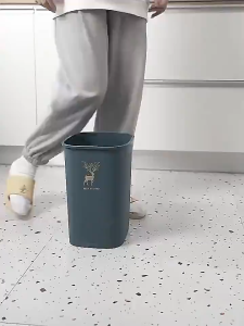 FYBEE 9L Kitchen Trash Can With Cover Household Sliding Wall Mounted Hanging Trash Bin Hanging Slide Garbage Bin For Kitchen Cabinet Door Bathroom