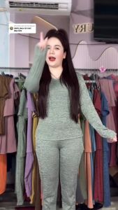 Đồ bộ tăm lạnh Cổ Tim Tay Dài Quần Ôm chất vải tăm lạnh co dãn dày dặn quần có 2 túi.