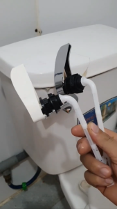 Cần Gạt Nước Chấn Hùng Tay Gạt Nước Nhựa Cho Bồn Cầu 2 Khối Két Rời
