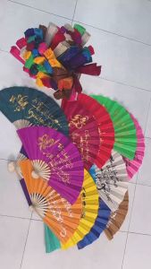 Quạt vải xếp chữ thư pháp quạt cầm tay bằng vải nan tre nhiều màu