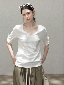 Cantonstory | Elegant French Style Slimming Loose White V-Neck T-Shirt
