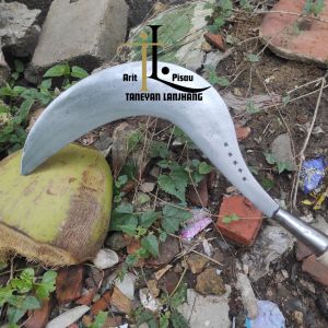 ((COD)) Arit Bintang 5 Super Lebar dan tebal Ukuran 50 Cm/Sabit Rumput Full Baja/Sabit Asli Madura/Sabit Rumput Super Tajam/Arit Tebang Tebu Super Tajam/Sabit  Rumput Baja Madu/Pande Bintang Madura/Arit Madura Jumbo /Arit Rumput Tajam Baja Asli Jawa Timur