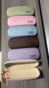 กล่องใส่แว่นตา แว่นกันแดด แว่นอ่านหนังสือ สายตาสั้น กล่องแว่นไฮเอนด์ พกพาสะดวกและทนต่อแรงกด