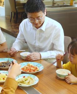 [WJ Home Living] 5 pairs Fish Style Anti-Slip Chopstick