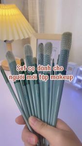 Bộ Cọ Trang Điểm 12 Cây Fix Siêu Mềm Kèm Túi Nhung