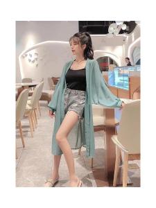 เสื้อคาร์ดิแกนผู้หญิงแบบเปิดไหล่บางยาวปานกลาง ทรงหลวม ระบายอากาศได้ดี ปกป้องจากแสงแดด เสื้อเชิ้ตผู้หญิง