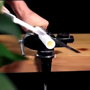 （Fast Delivery）Mini Fruit Tree Saw Manual Woodworking Saw Cutting Tool Sharp Hand Saw Cocktail Saw