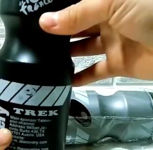 Bình Nước xe đạp thể thao 750ML Kèm Giá  Đỡ +  Vỏ Bọc Chống Bụi