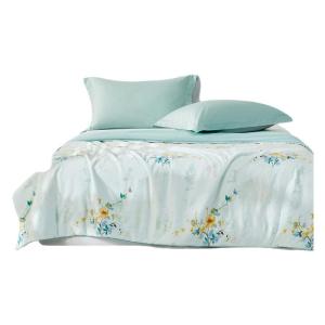 Washable Lightweight Summer Quilt