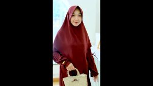 gamis set khimar cringkel selvia liora amaradiva aku karissa berlabel terbaru hits populer