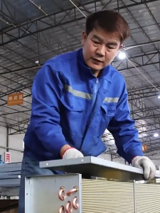Pneumatic Blind Rivet Gun Air Hydraulic Riveter 2.4-5.0mm 4.8mm Riveting Tool for Metal Fabrication