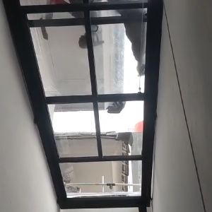 kanopi sleding atap bening dengan katrol