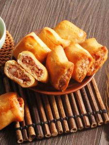 Traditional Guangdong Snacks Square Chicken Cake Special Products South Fermented Bean Paste Biscuit Chinese Pastry Treats